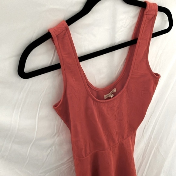 Urban Outfitters- Silence+Noise~ Coral colored, geometric patterned Sundress- S - Picture 5 of 8